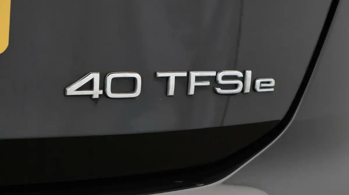 2023-audi-a3-14-40-tfsi-e-s-line-big-23