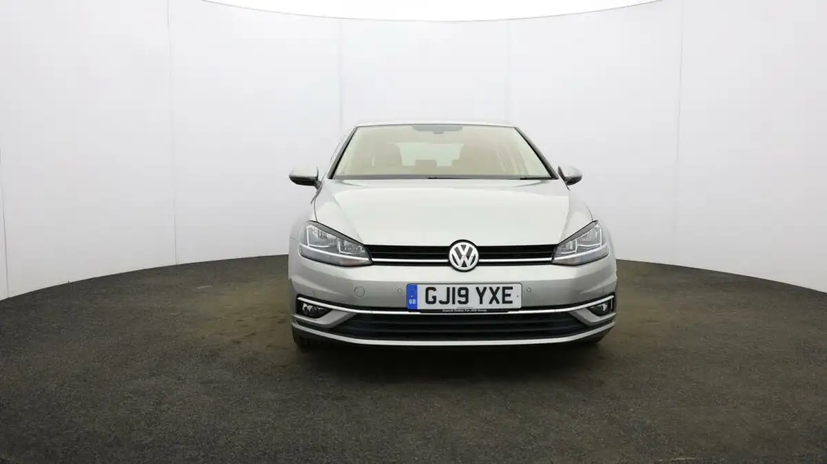 2019-volkswagen-golf-15-tsi-gt-150ps-hatchback-5d-dsg-big-39