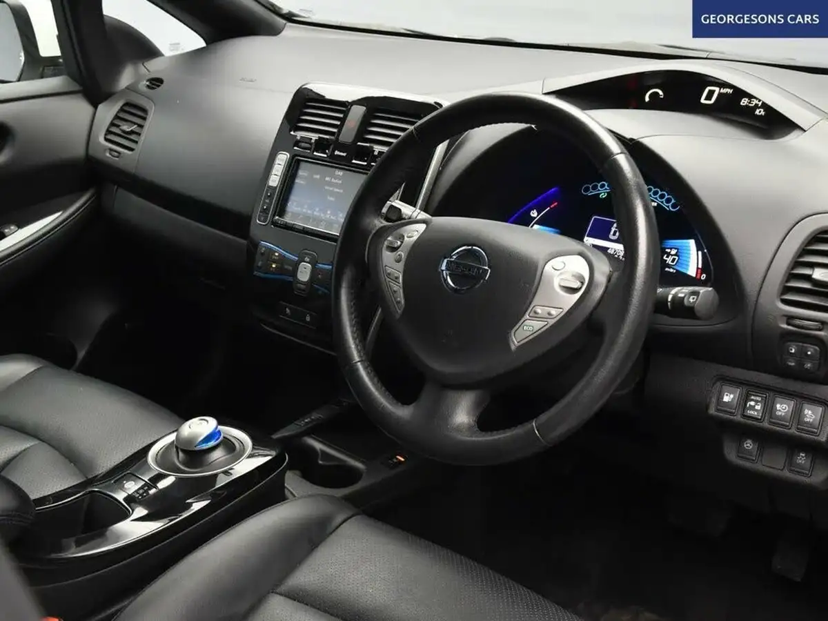 2016-nissan-leaf-e-tekna-30kwh-big-10