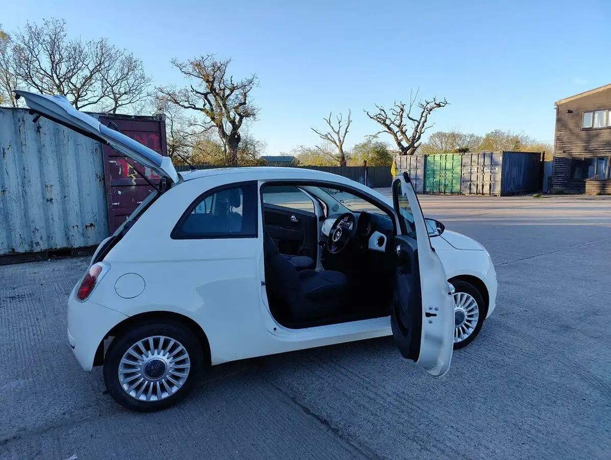 2010-fiat-500-12-pop-big-16