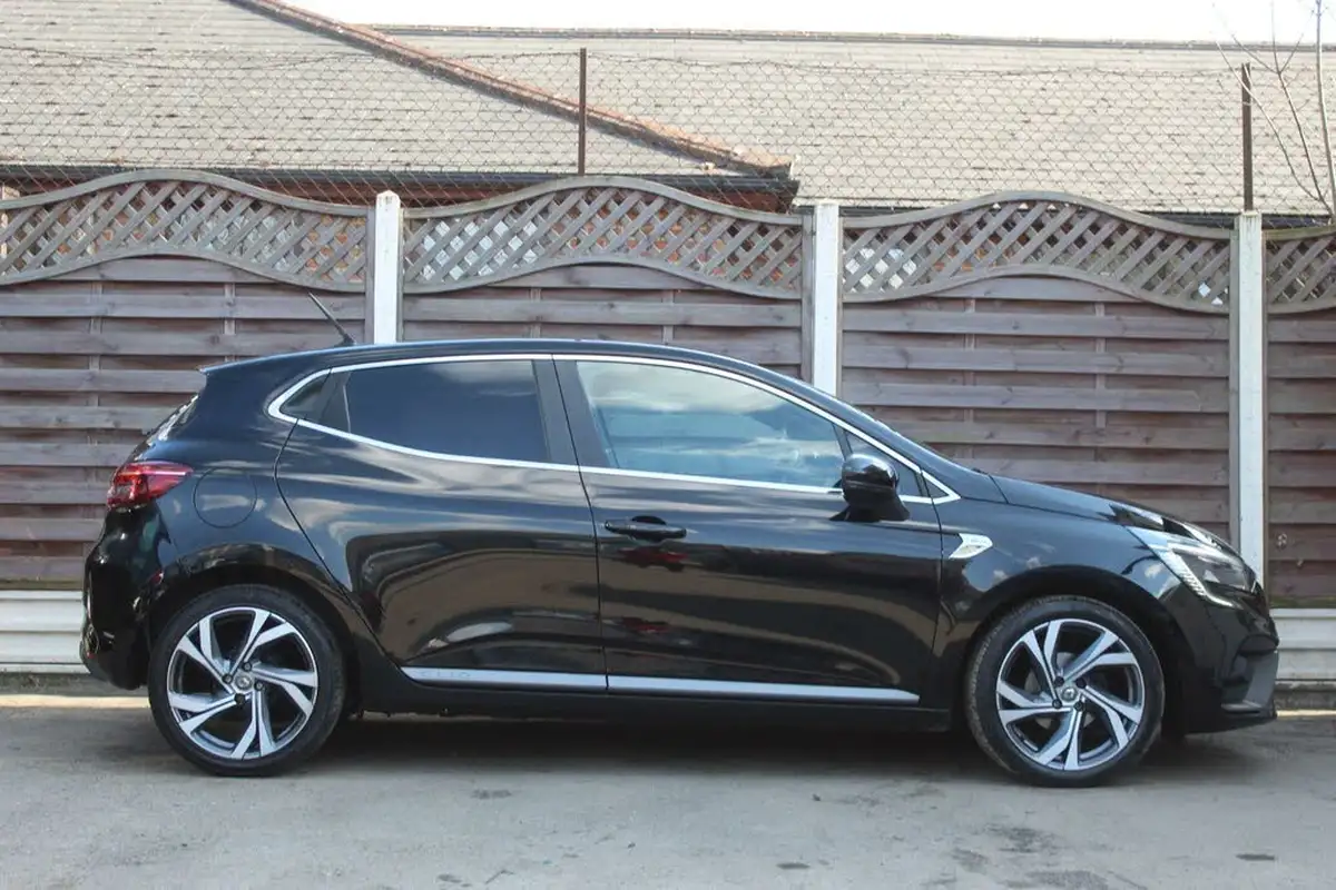 2020-renault-clio-10-tce-rs-line-100bhp-big-6