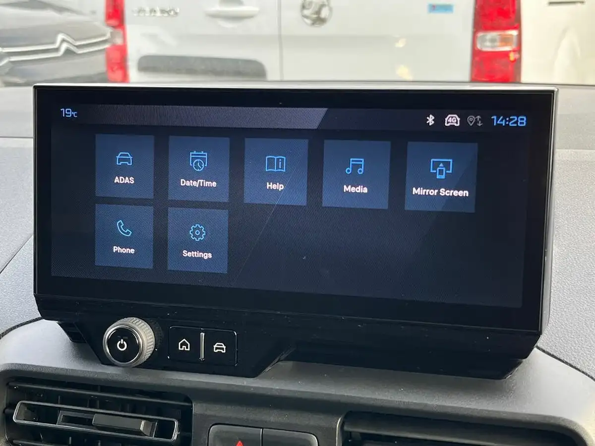 2024-peugeot-partner-15-bluehdi-professional-100pseu6d-big-21