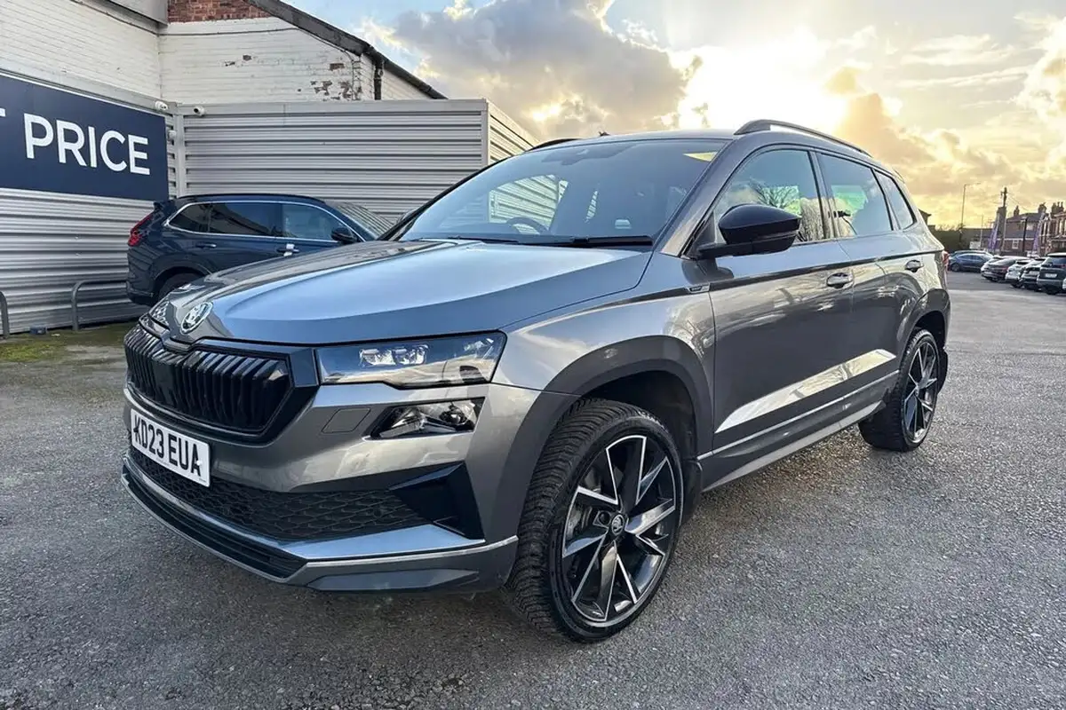 2023-skoda-karoq-15-tsi-sportline-dsg-big-10