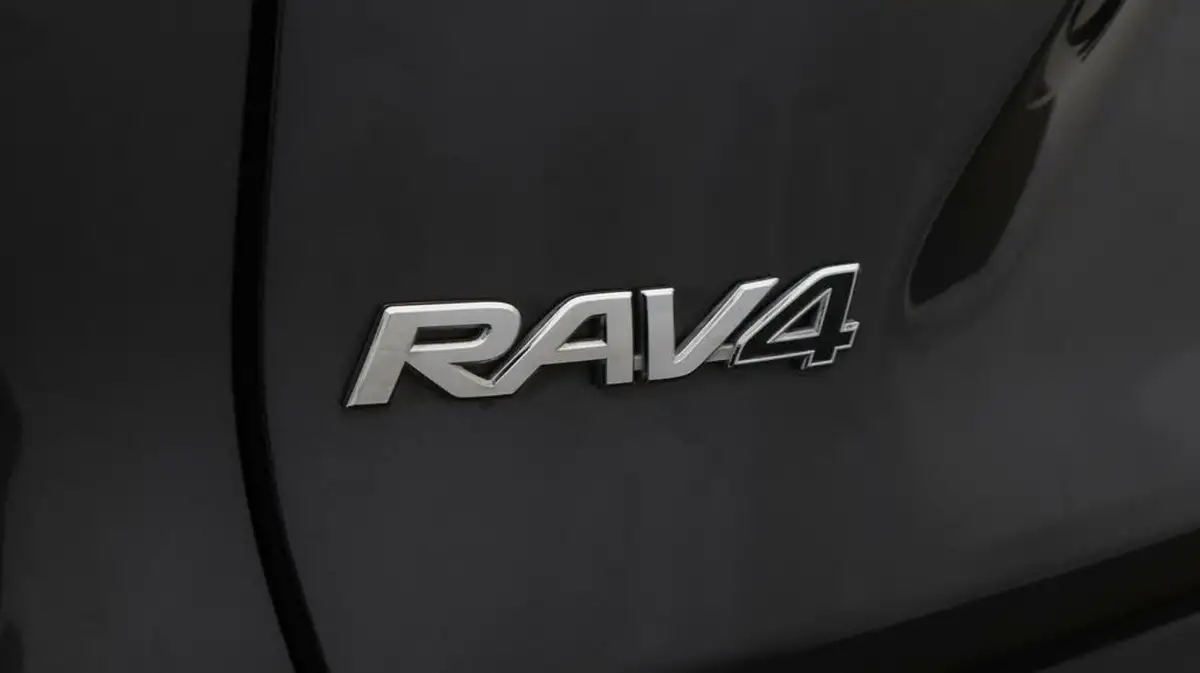 2022-toyota-rav4-25-vvt-i-dynamic-215bhp-big-20