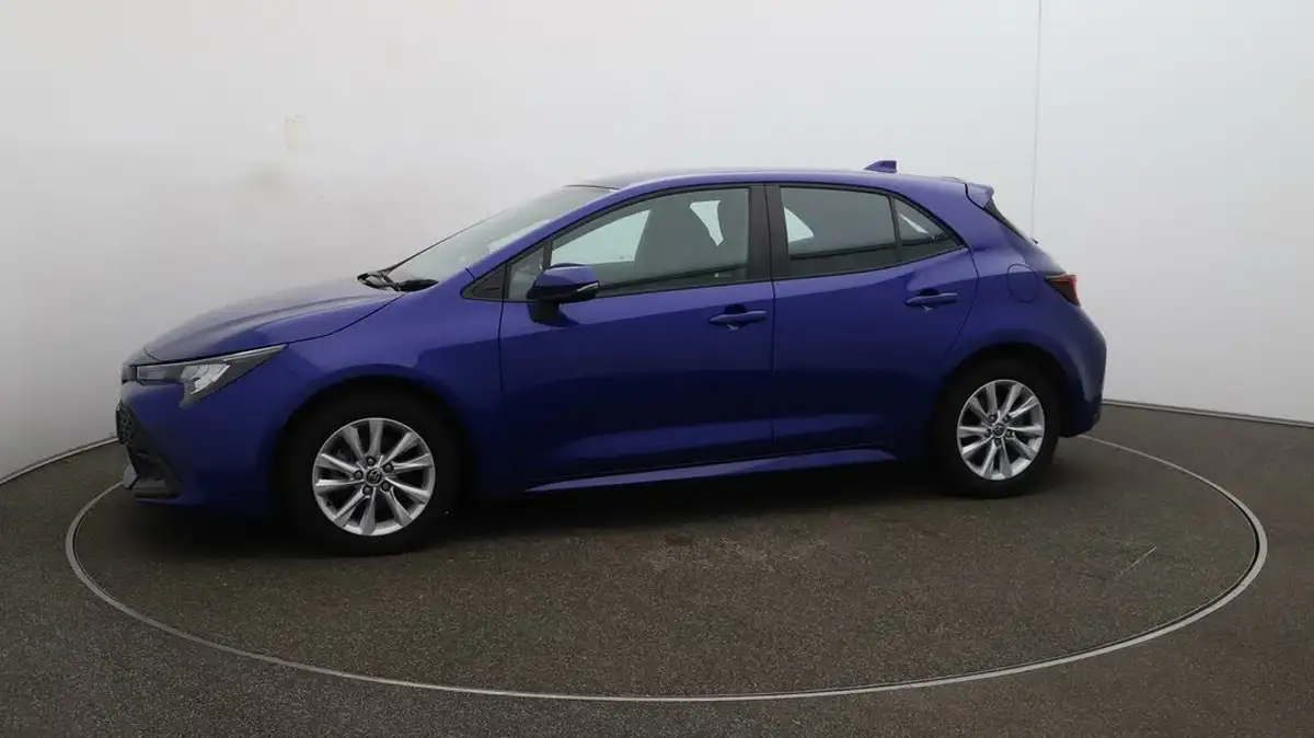 2023-toyota-corolla-18-vvt-i-icon-138bhp-hatchback-5d-big-64