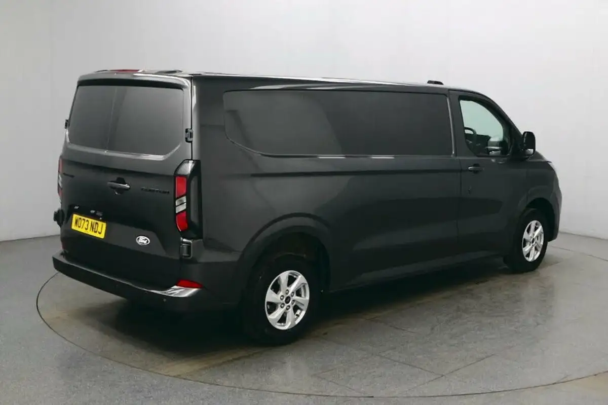 2023-ford-transit-custom-20tdci-320-l2h1-limited-136pseu6e-panel-van-1996cc-auto-big-7