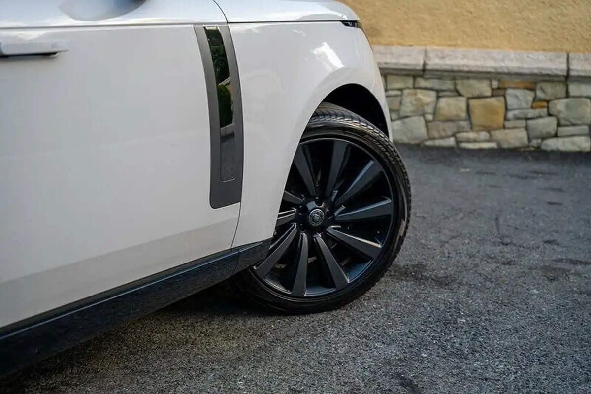 2022-land-rover-range-rover-44-p530-sv-big-9