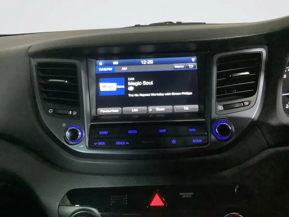 2018-hyundai-tucson-16-t-gdi-go-se-dct-big-23