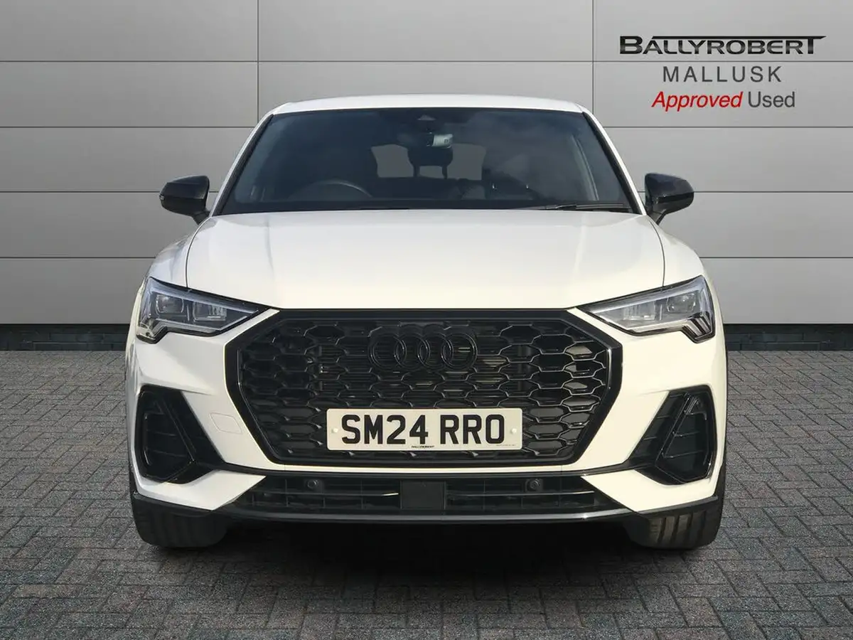2024-audi-q3-15-35-tfsi-black-edition-sportback-s-tronic-big-9