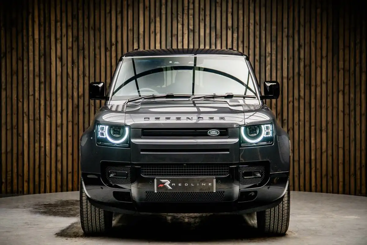 2024-land-rover-90-defender-30-d300-x-dynamic-hse-big-4