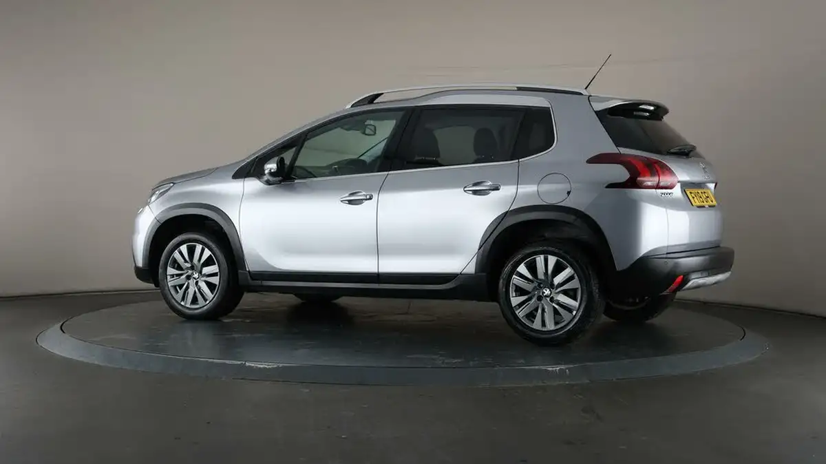 2019-peugeot-2008-suv-12-puretech-allure-82bhp-big-66