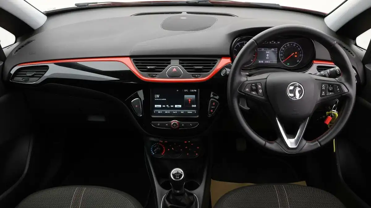 2018-vauxhall-corsa-14i-sri-90ps-ecoflex-5d-big-12