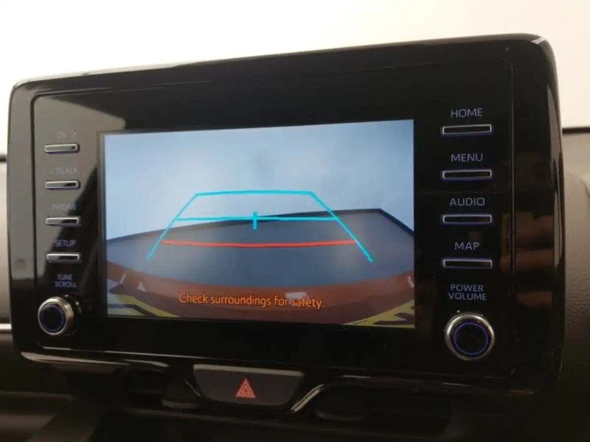 2022-toyota-yaris-15-vvt-i-icon-big-9
