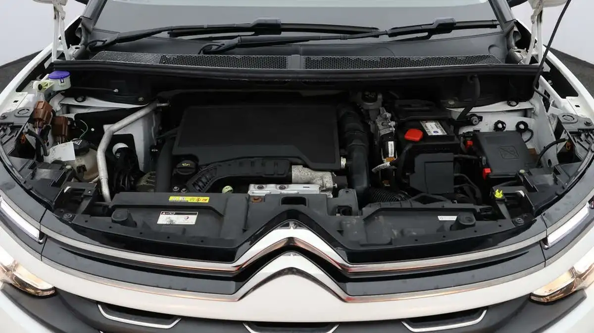 2019-citroen-c5-aircross-12-puretech-flair-big-18