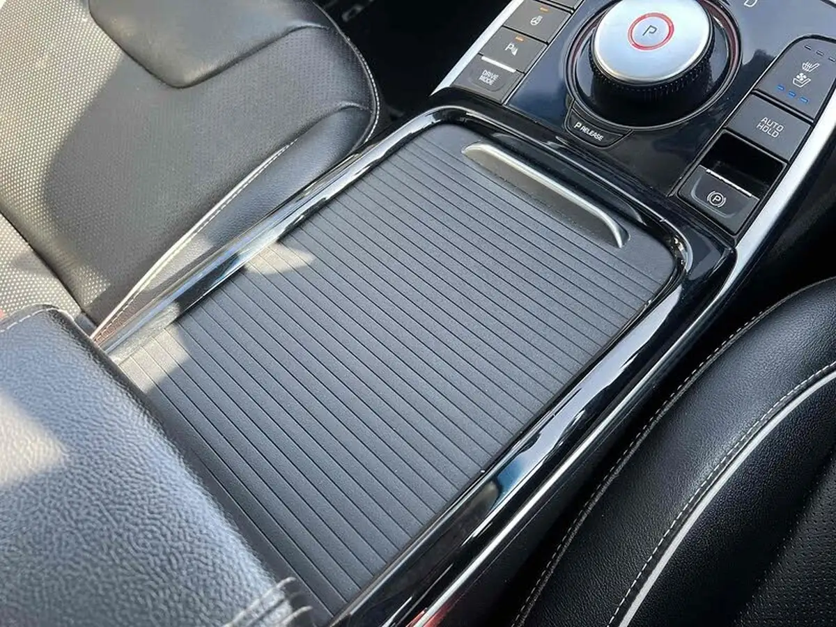 2021-kia-e-niro-ev-4-big-54