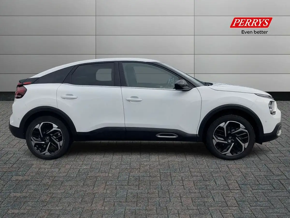 2021-citroen-c4-12-puretech-shine-130ps-big-2