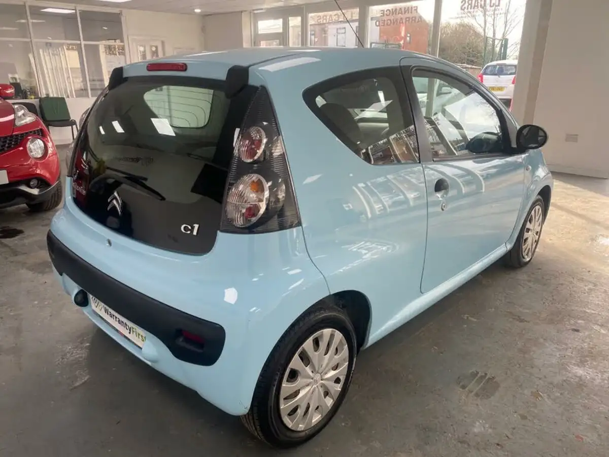 2013-citroen-c1-10-vt-3d-big-4