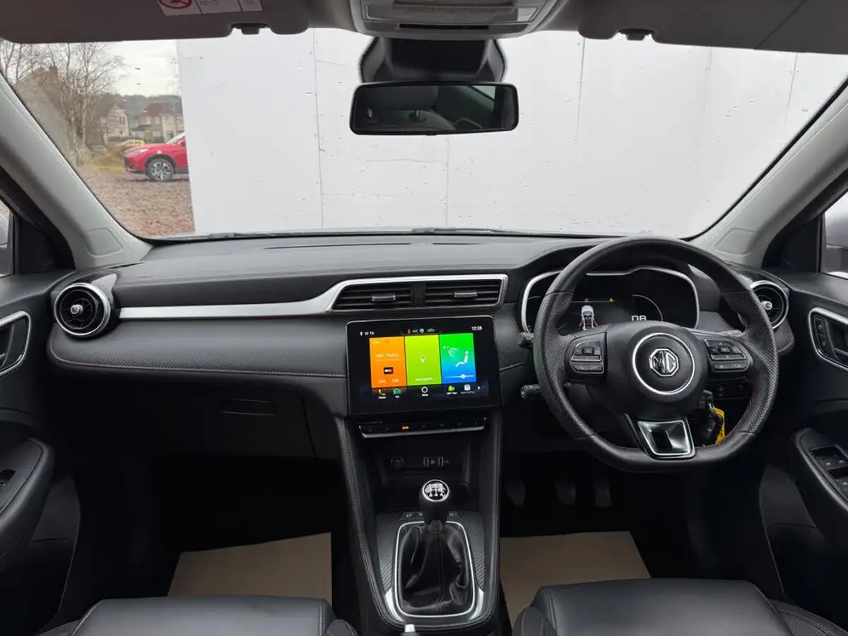2024-mg-zs-suv-15-vti-tech-exclusive-big-9