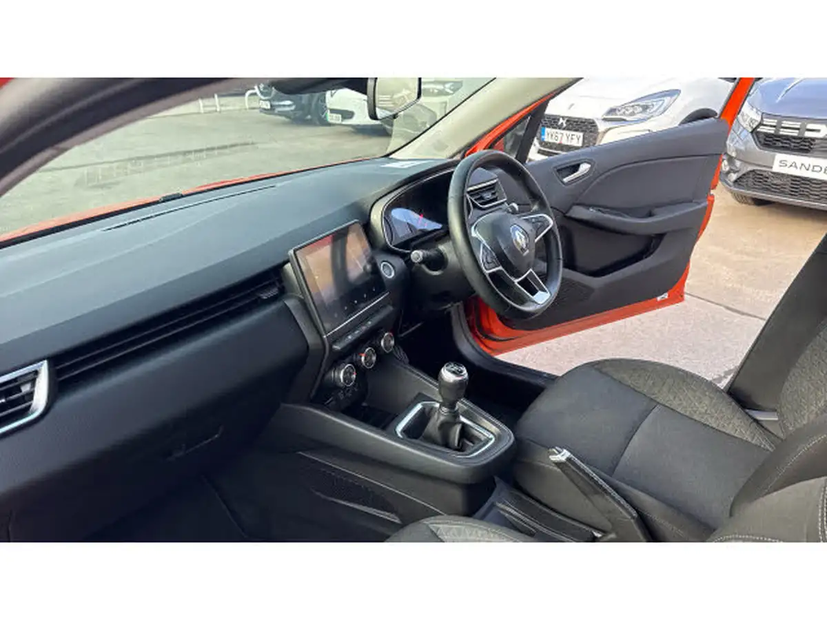 2020-renault-clio-10-sce-iconic-75bhp-big-8