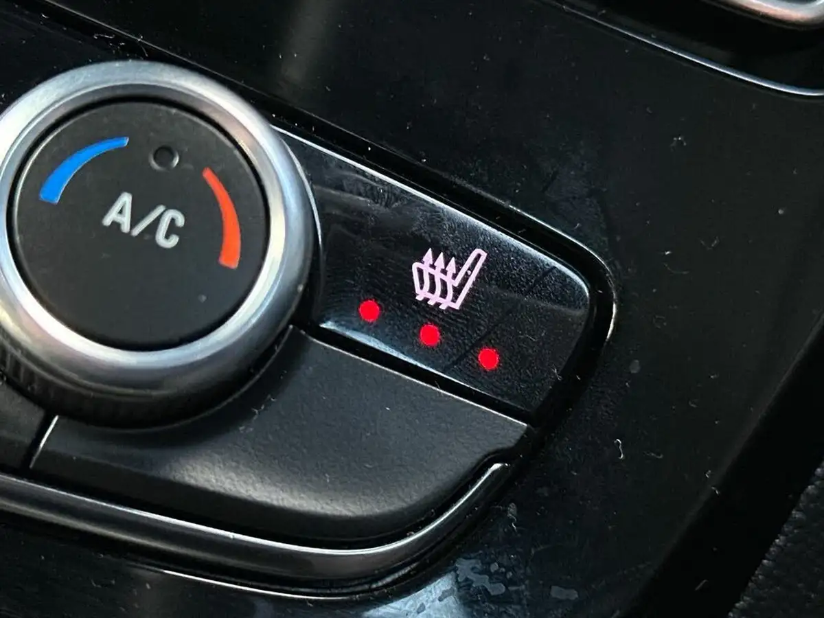 2022-vauxhall-mokka-e-sri-premium-big-20