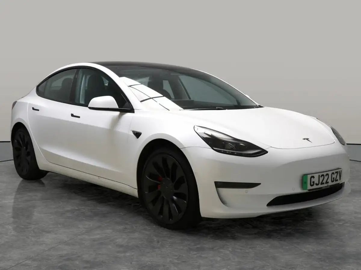 2022-tesla-model-3-e-performance-big-8