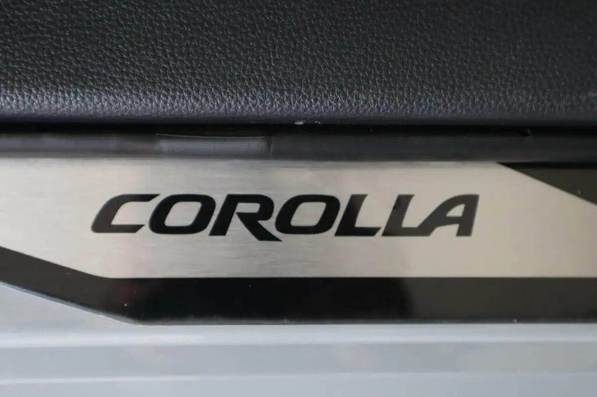 2021-toyota-corolla-18-vvt-i-icon-tech-spare-wheel-hatchback-5d-big-45