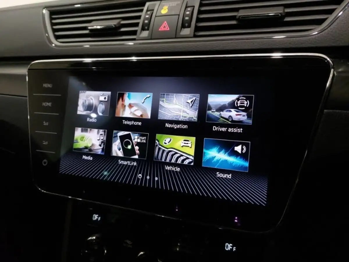 2023-skoda-superb-20-tsi-sportline-plus-190ps-hatchback-big-10