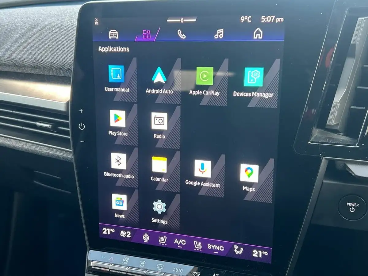 2024-renault-scenic-e-tech-e-esprit-alpine-big-26