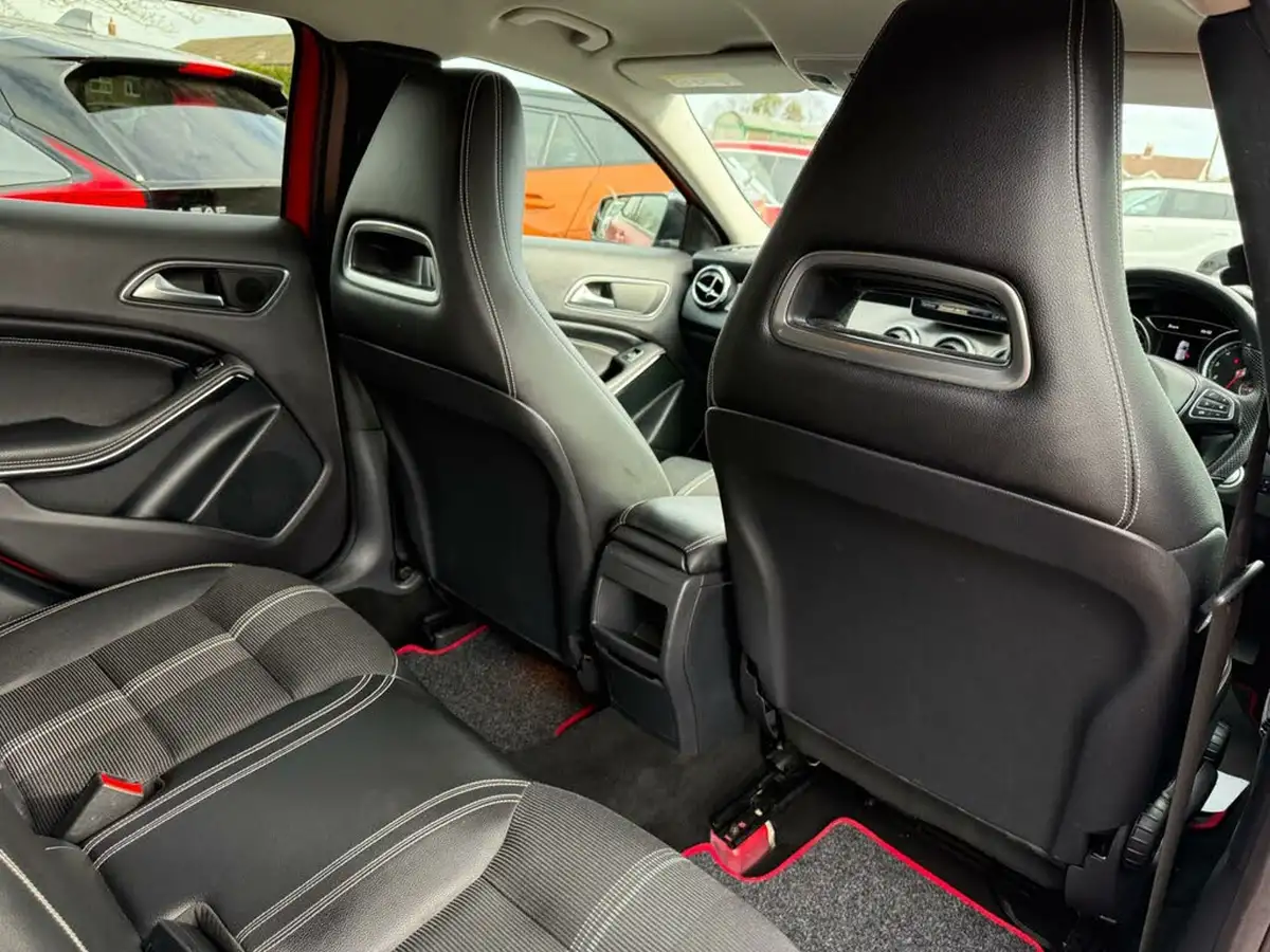 2019-mercedes-benz-gla-class-16-gla-180-urban-edition-ss-big-30