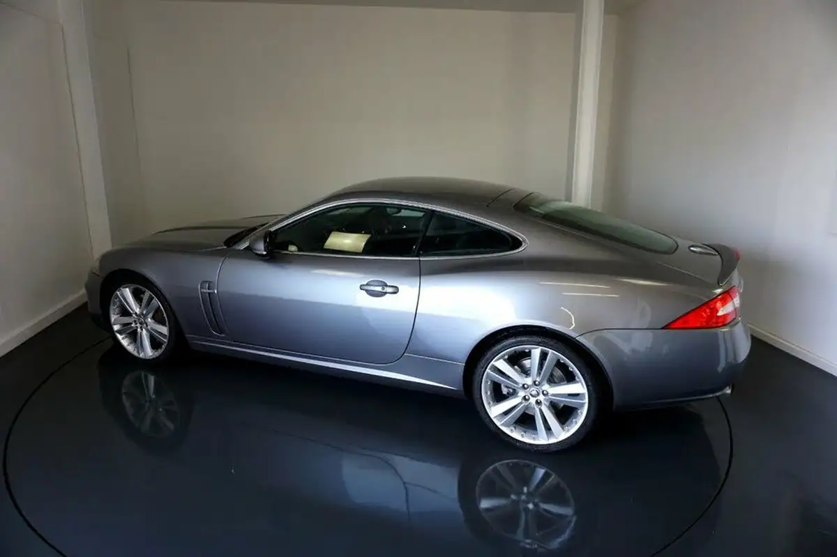2010-jaguar-xk-50-coupe-big-4