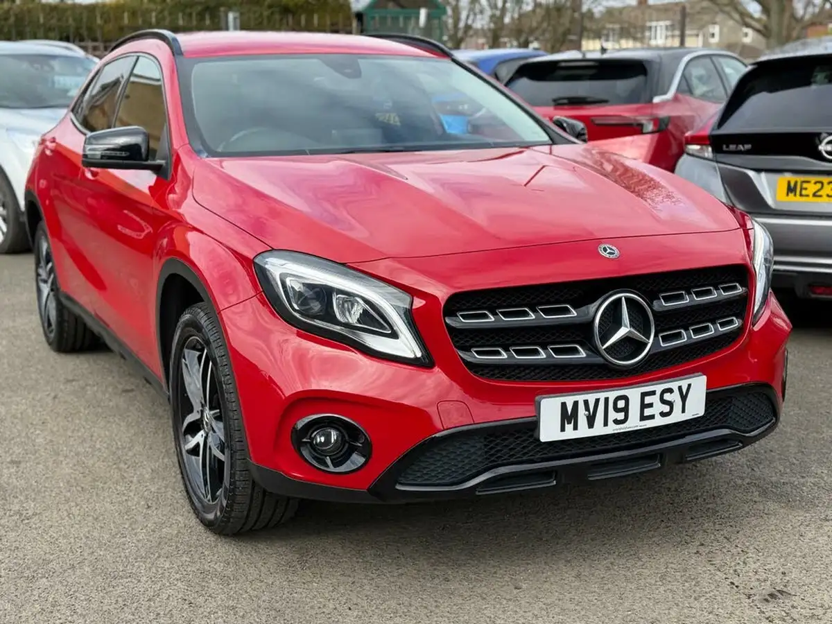 2019-mercedes-benz-gla-class-16-gla-180-urban-edition-ss-big-54