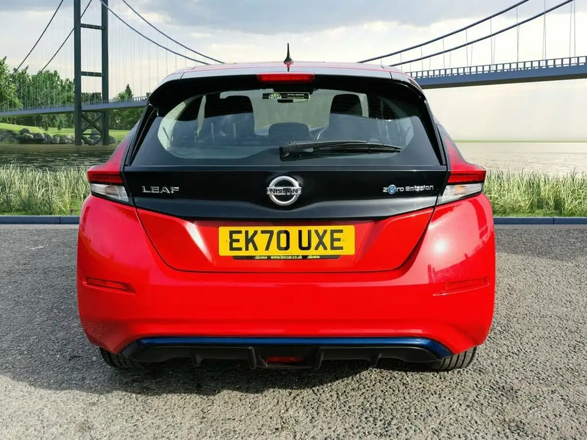 2020-nissan-leaf-e-acenta-big-4