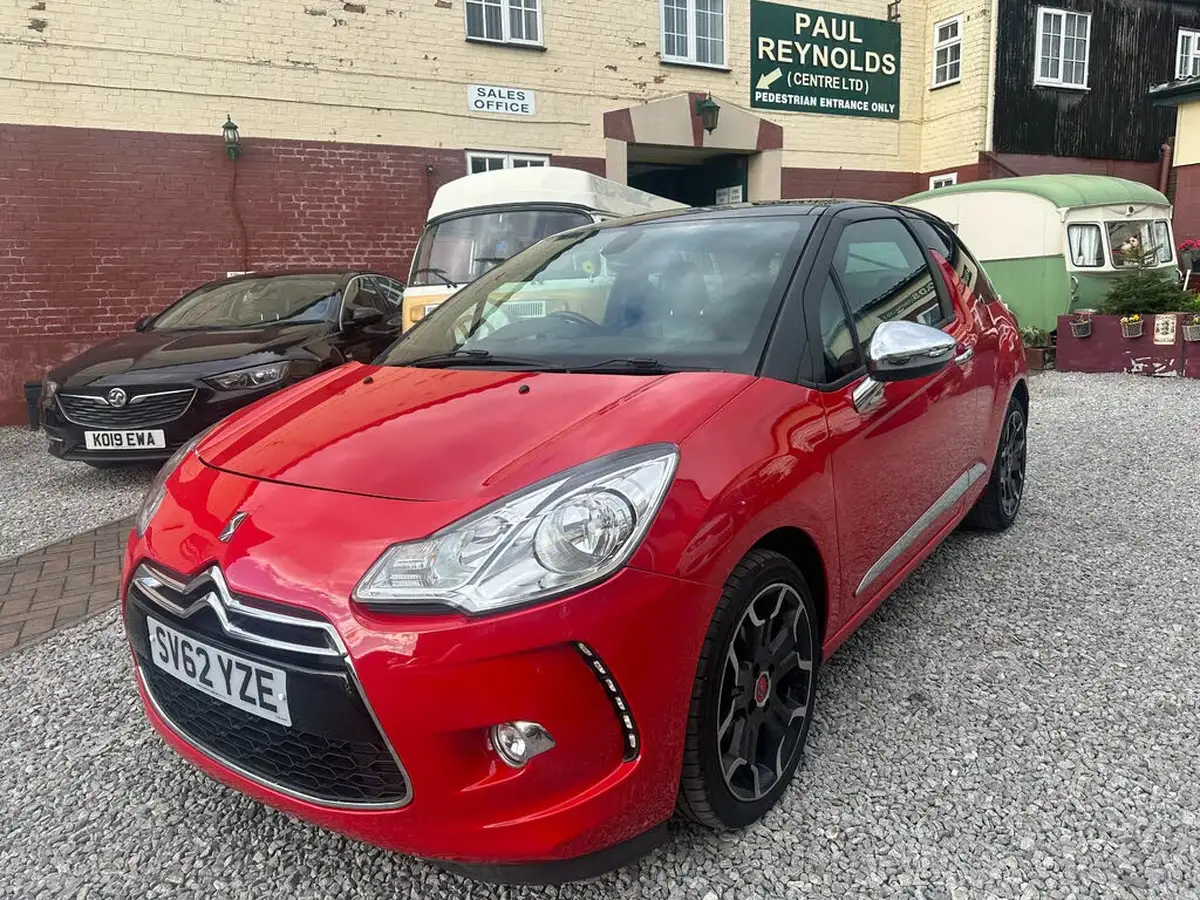 2012-citroen-ds3-16e-hdi-dsport-plus-big-15