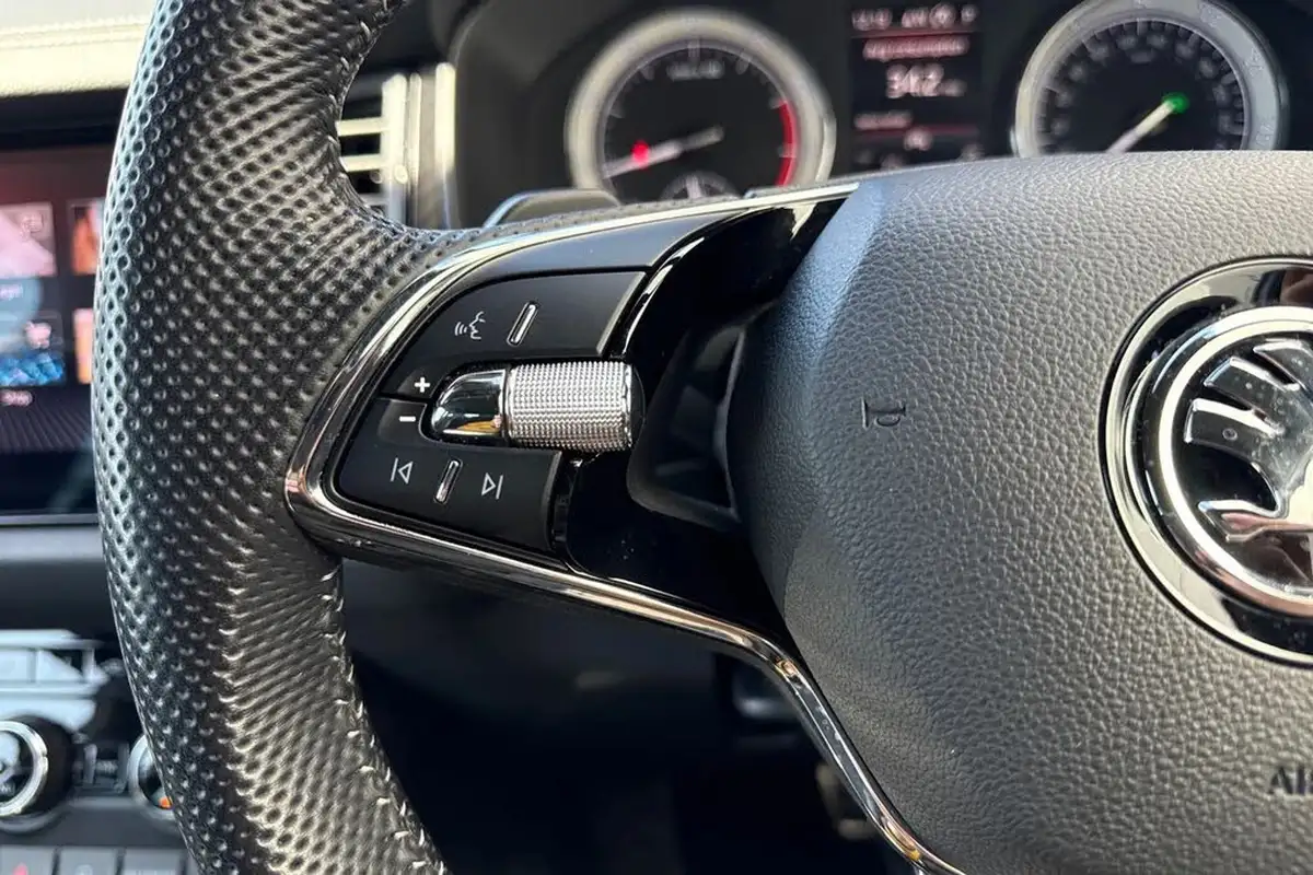 2021-skoda-kodiaq-20-tsi-sportline-big-56