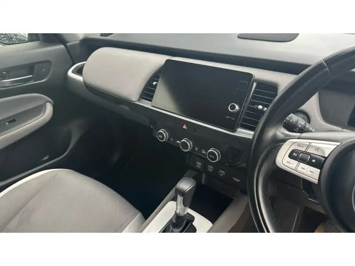 2021-honda-jazz-15-i-mmd-crosstar-ex-109ps-two-tone-big-13
