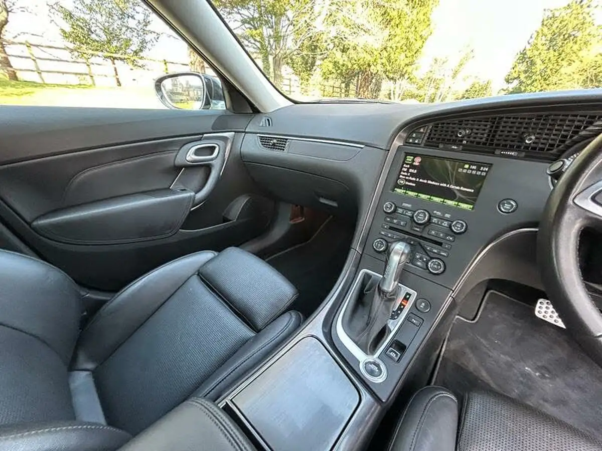 2010-saab-9-5-28-aero-big-12
