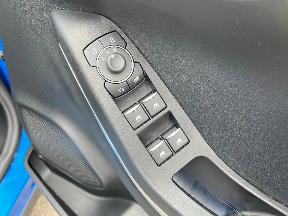 2022-ford-puma-suv-10-st-line-125ps-big-22