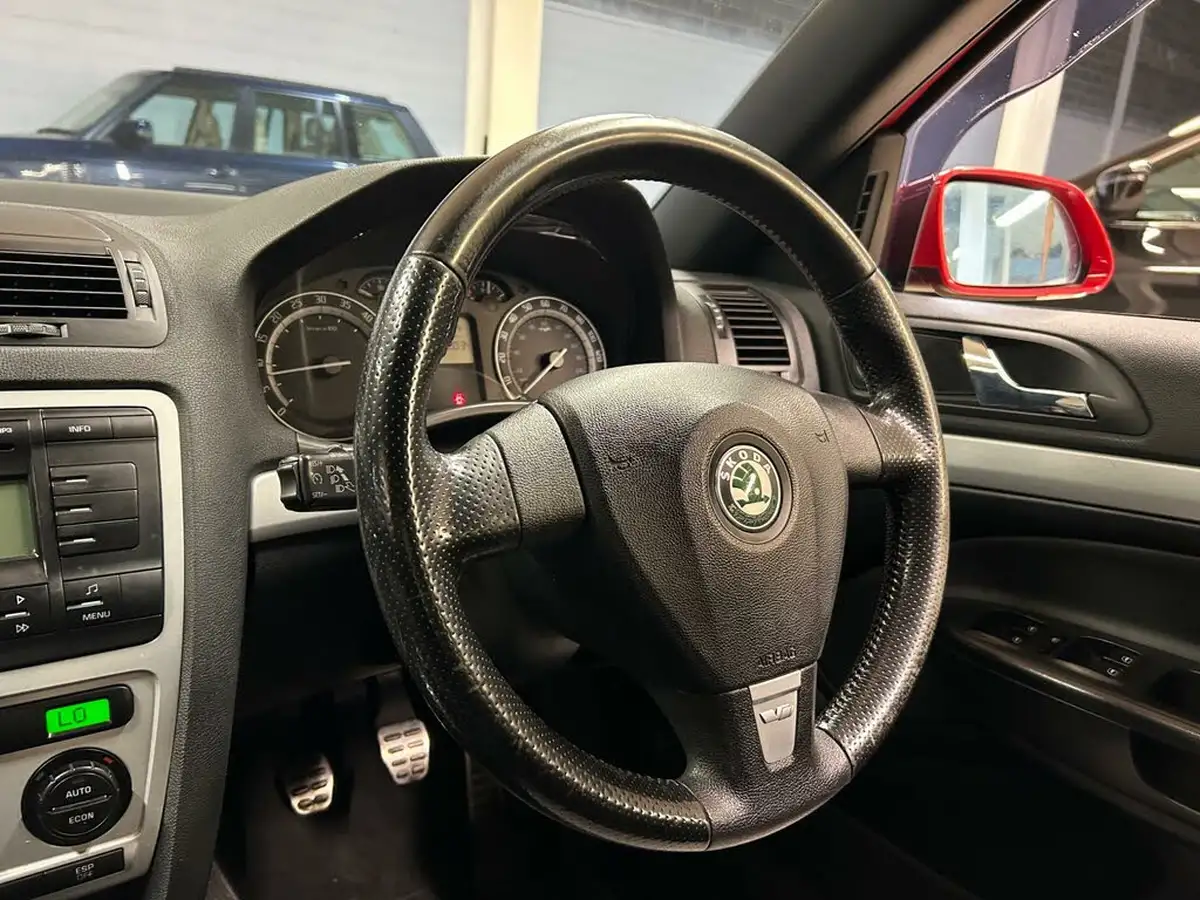 2008-skoda-octavia-20td-vrs-pd-170bhp-estate-big-28