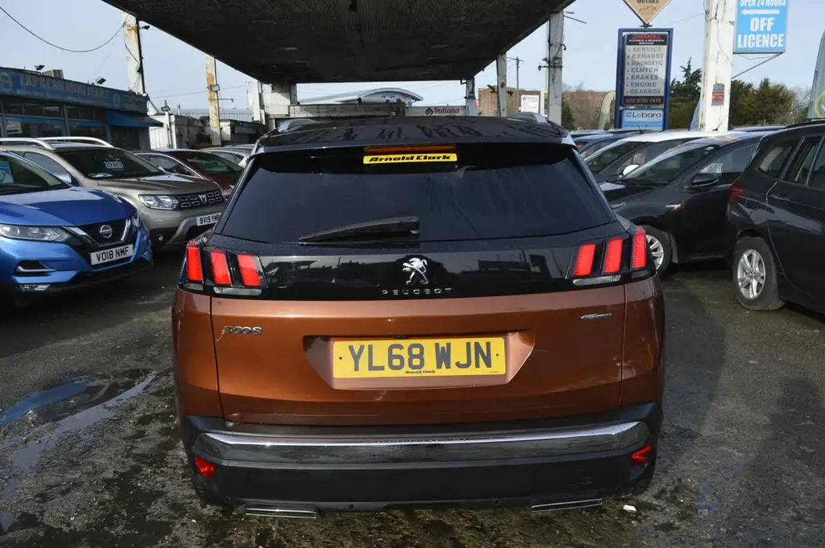 2019-peugeot-3008-suv-16-puretech-gt-line-180bhp-ss-eat8-big-7