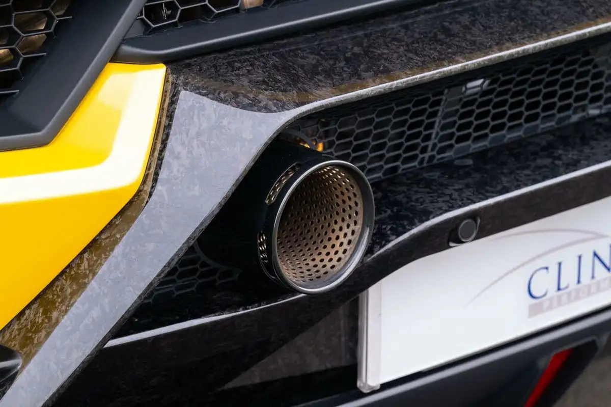 2018-lamborghini-huracan-52-performante-coupe-big-39
