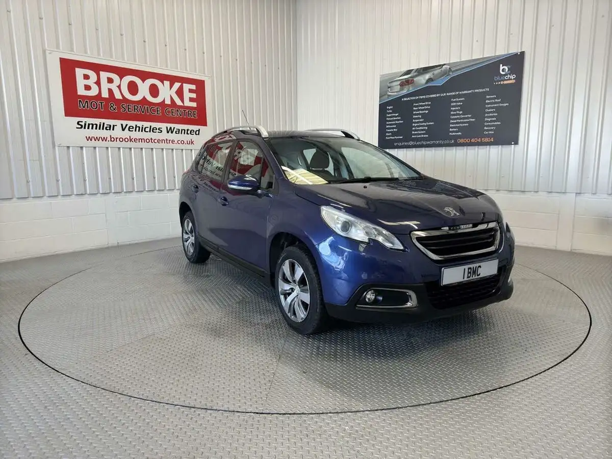 2014-peugeot-2008-crossover-12-active-vti-big-0