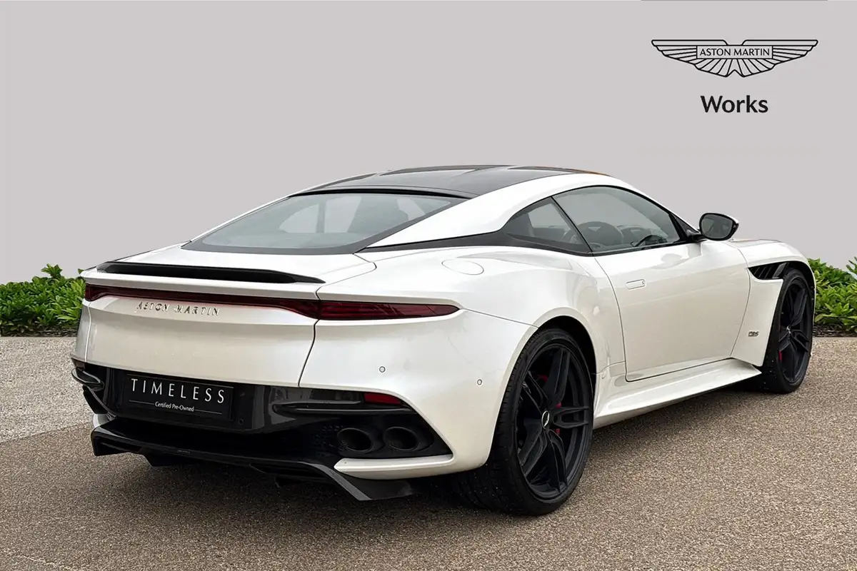 2019-aston-martin-dbs-52-v12-superleggera-big-14
