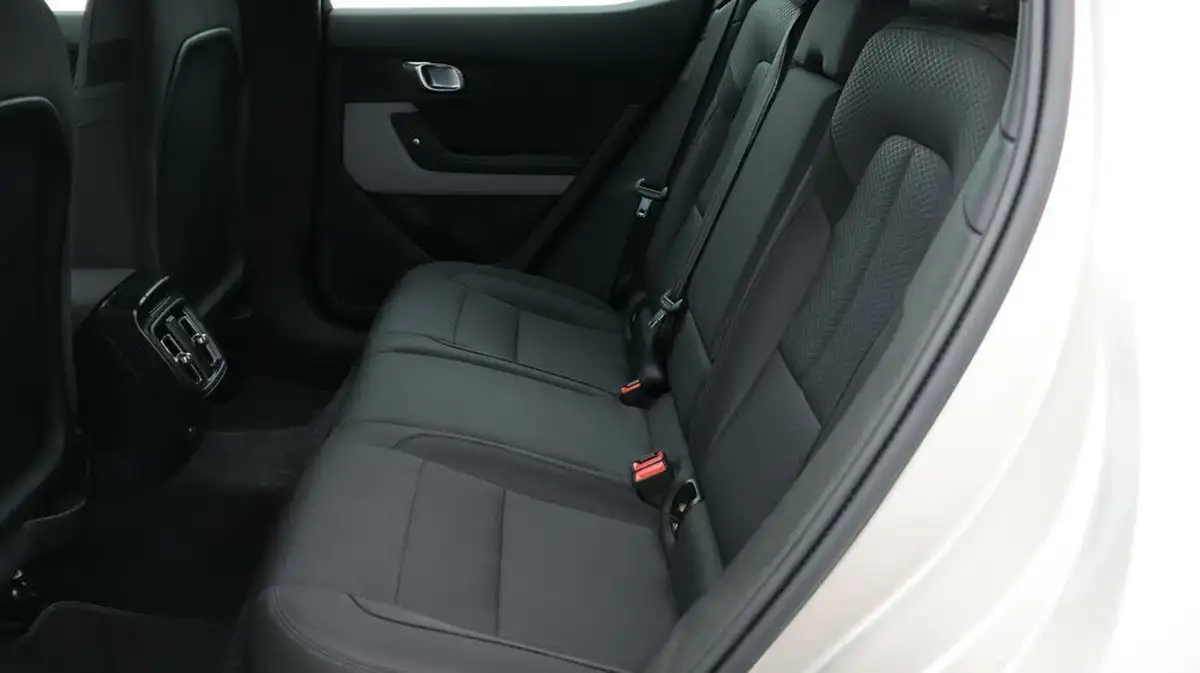 2022-polestar-polestar-2-e-ps2-165kw-standard-single-hatchback-big-16