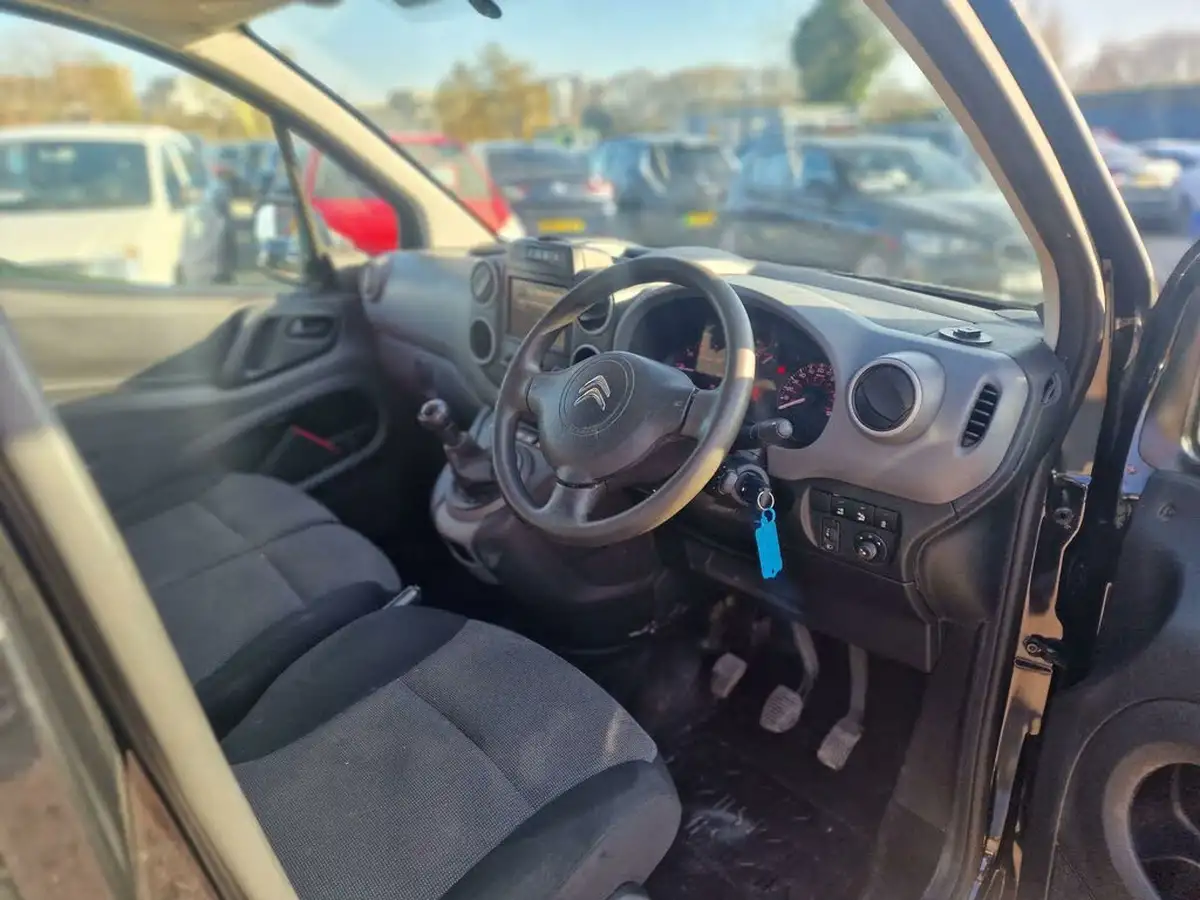 2017-citroen-berlingo-16td-l1625-enterprise-special-edition-16bluehdi-75eu6-panel-big-12