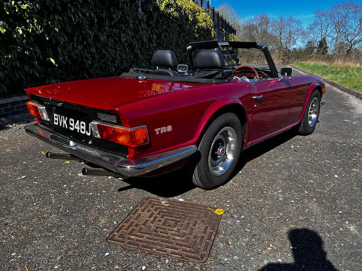 1971-triumph-tr6-convertible-big-8