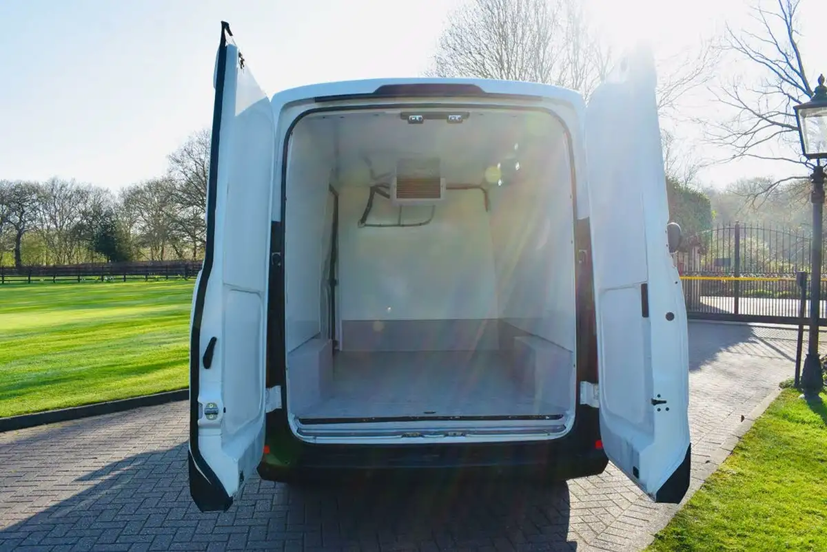 2022-maxus-deliver-9-big-4