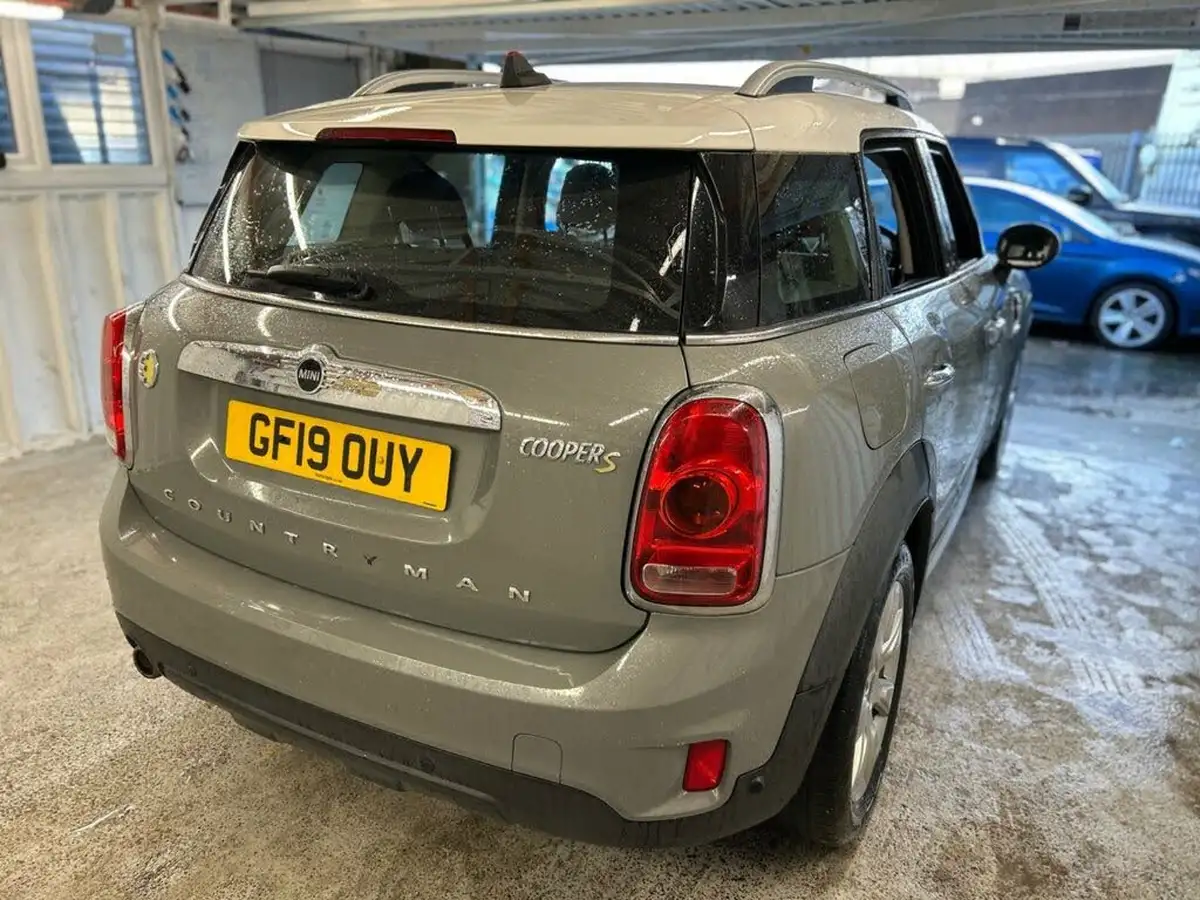 2019-mini-countryman-15-cooper-s-e-phev-classic-big-19