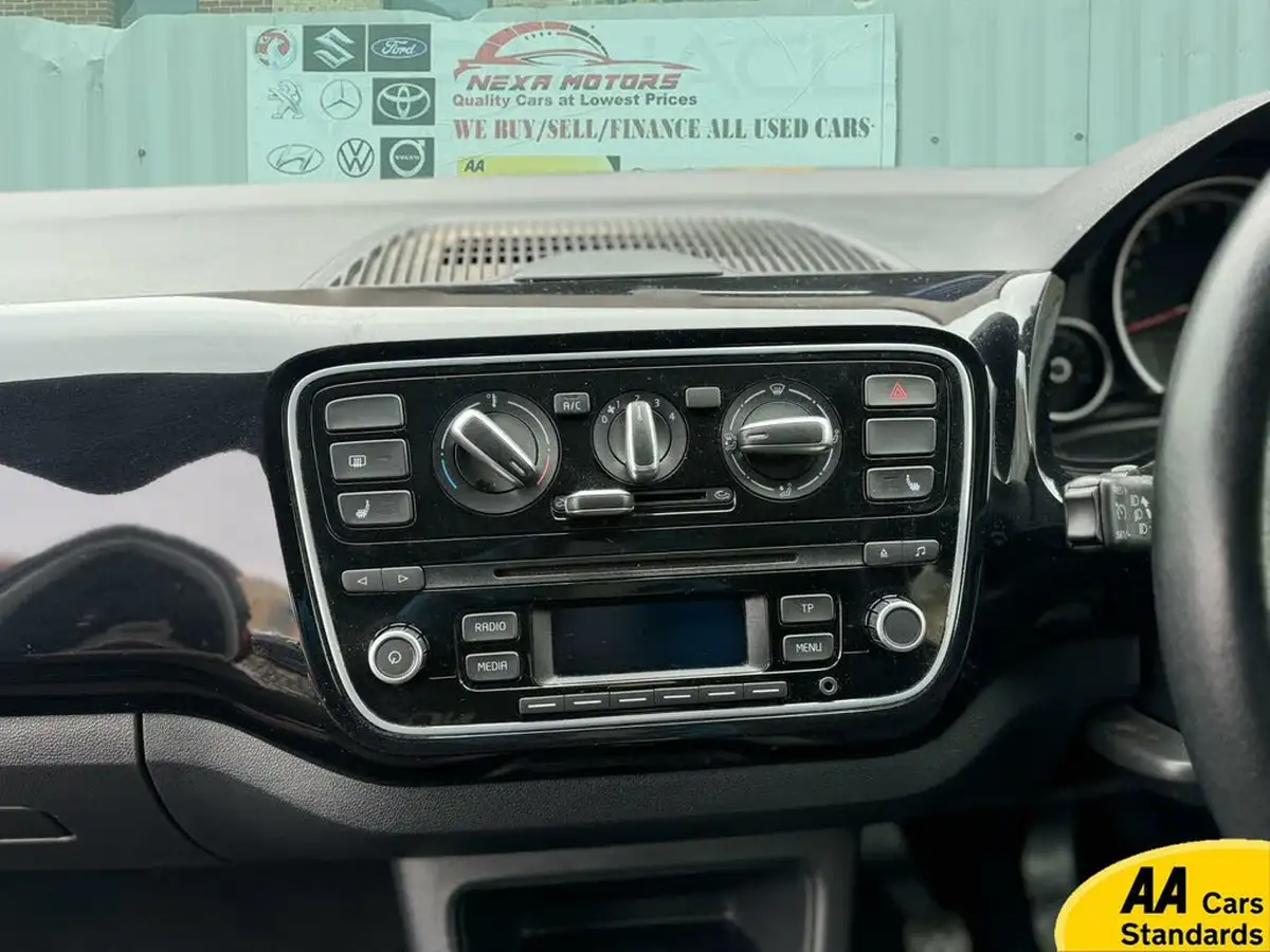 2015-volkswagen-up-10-high-up-5d-big-9