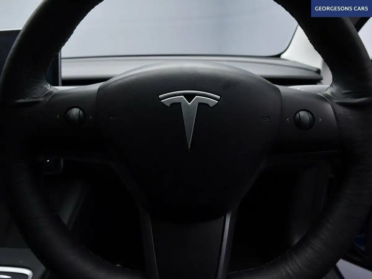 2021-tesla-model-3-e-long-range-awd-big-22