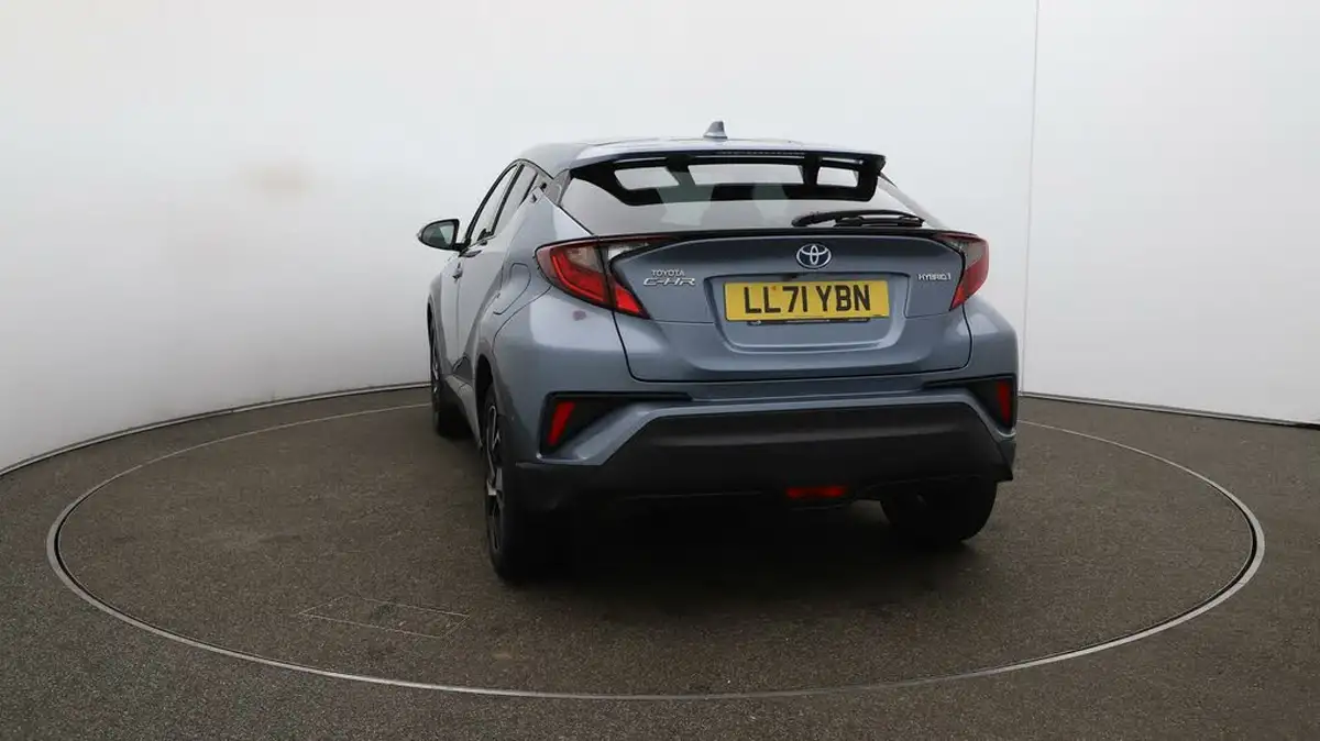2022-toyota-c-hr-18-vvt-i-design-big-59